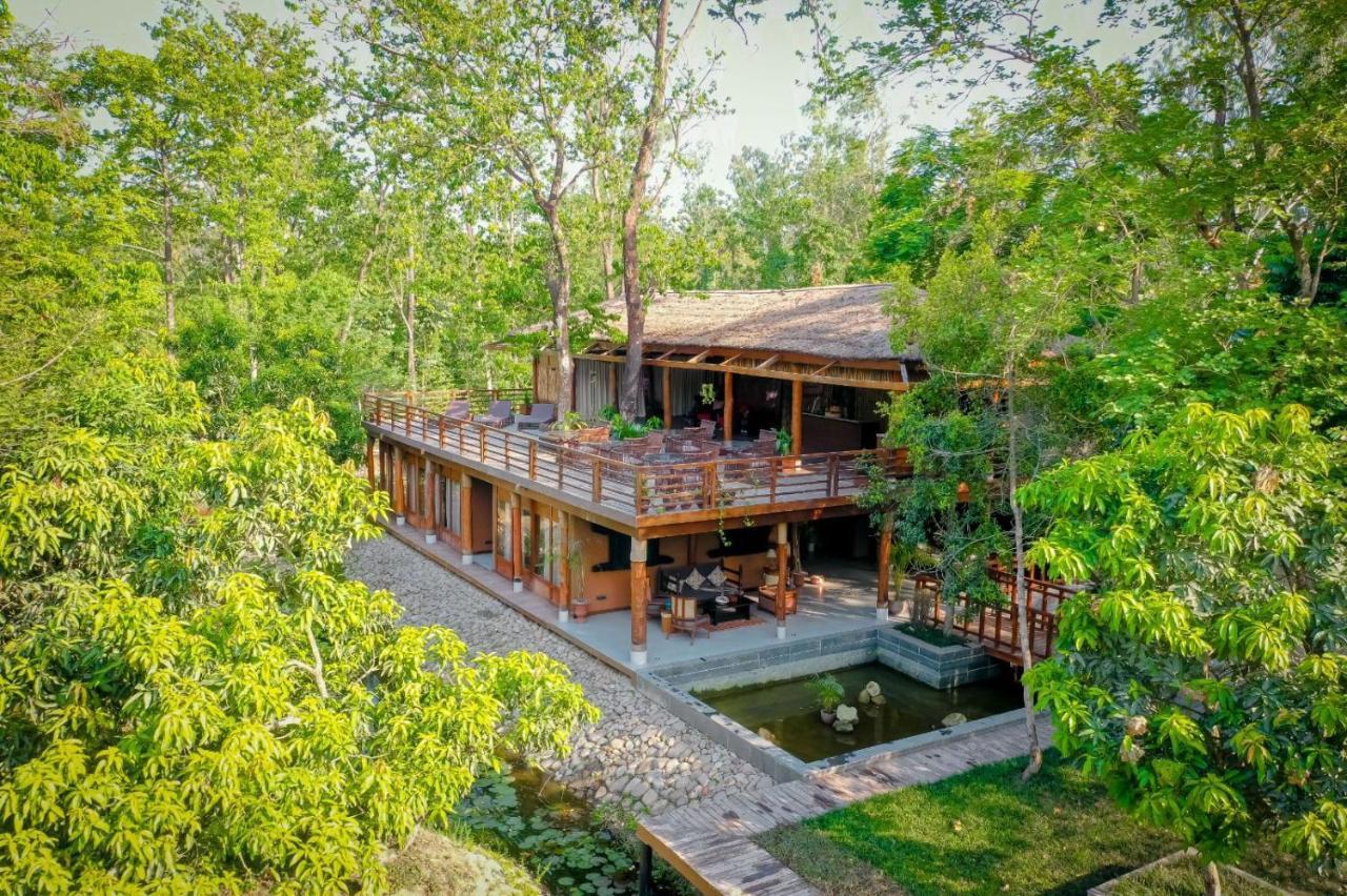 Miraaya Wellness And Golf Resort Читван Екстериор снимка